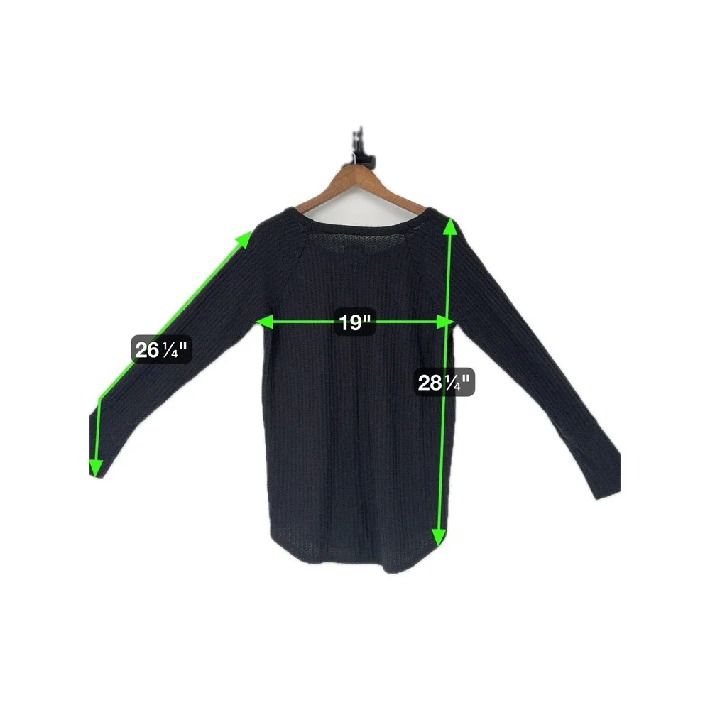 Chaser L Black Thermal Waffle Knit Tunic Long Sleeve‎ Button Cuff Whimsigoth